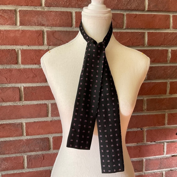 Roots Handmade Geometric Print Silk Skinny Scarf Unisex Made in England - Picture 1 of 8